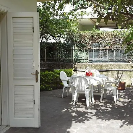 Gardenia - Marina Di Tortora アパート